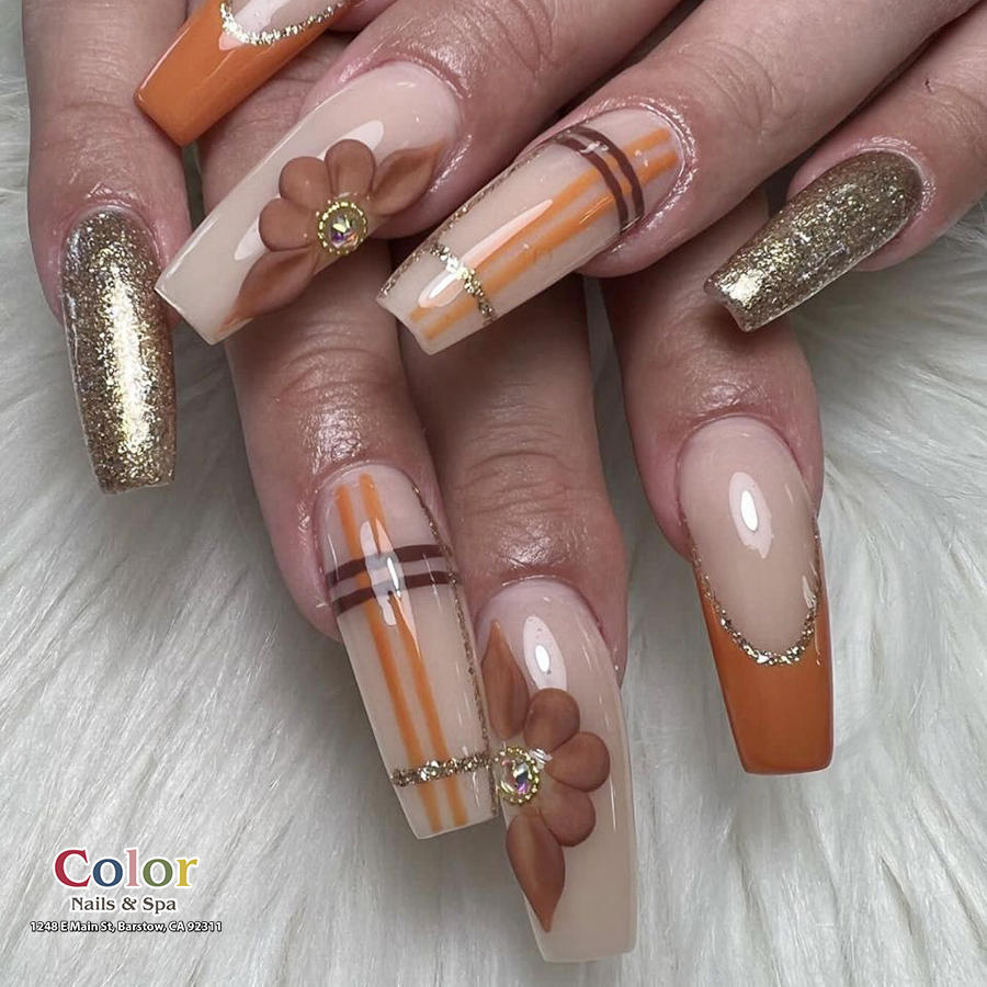 Nail design by Color Nails & Spa 